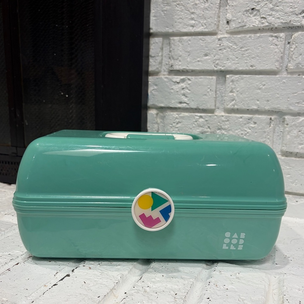 Vintage Caboodles Teal Craft Organizer Box